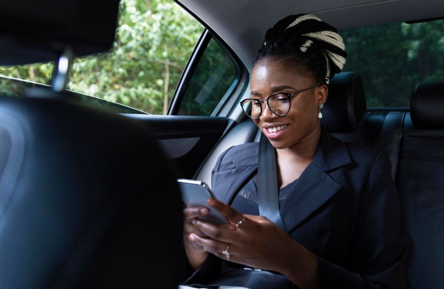 Milton Keynes taxi to London CityCabz