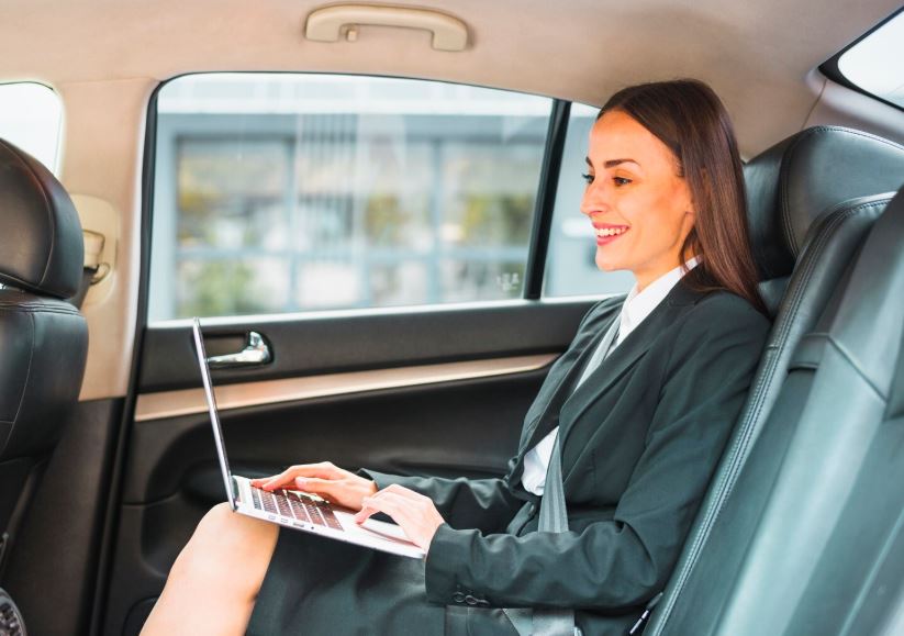 Safe minibus hire Milton Keynes for groups