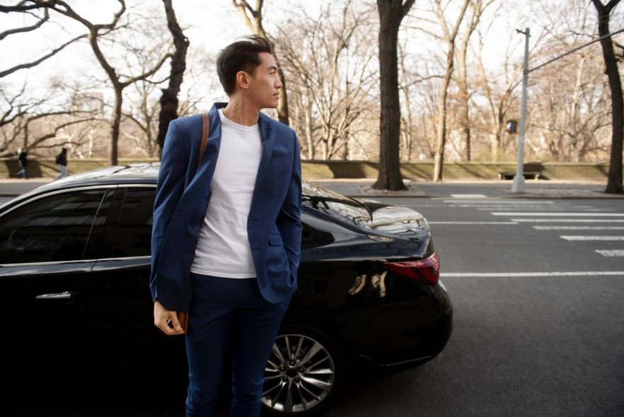 Professional taxi Silverstone to London