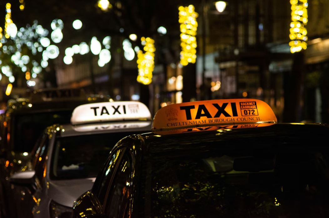 Taxi from Bletchley to Silverstone Circuit