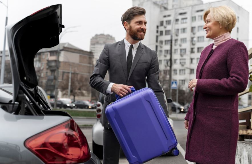 CityCabz Silverstone to Heathrow taxi service