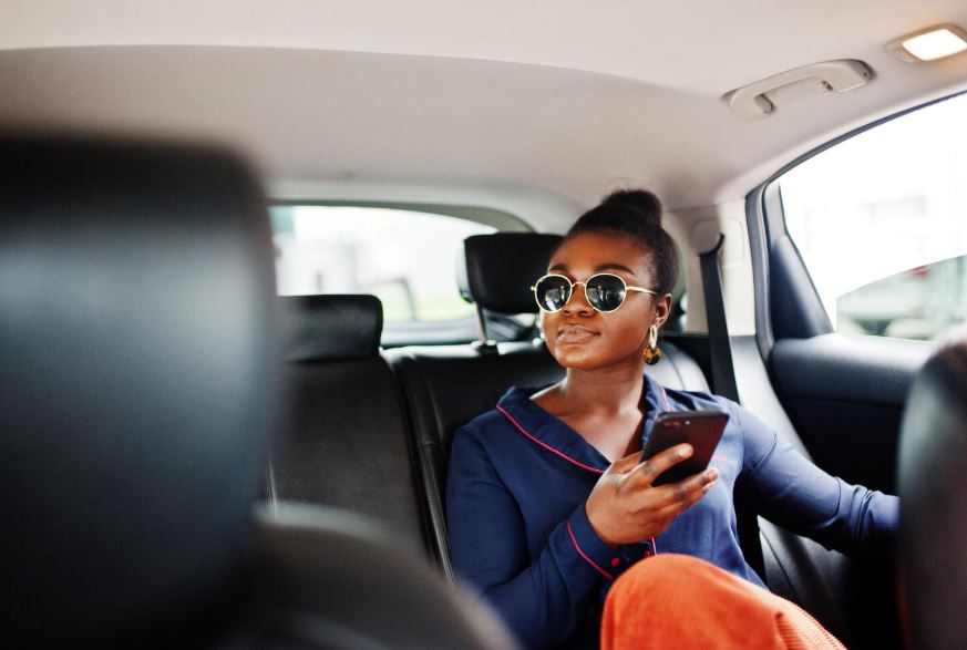 Professional Milton Keynes to London taxi service