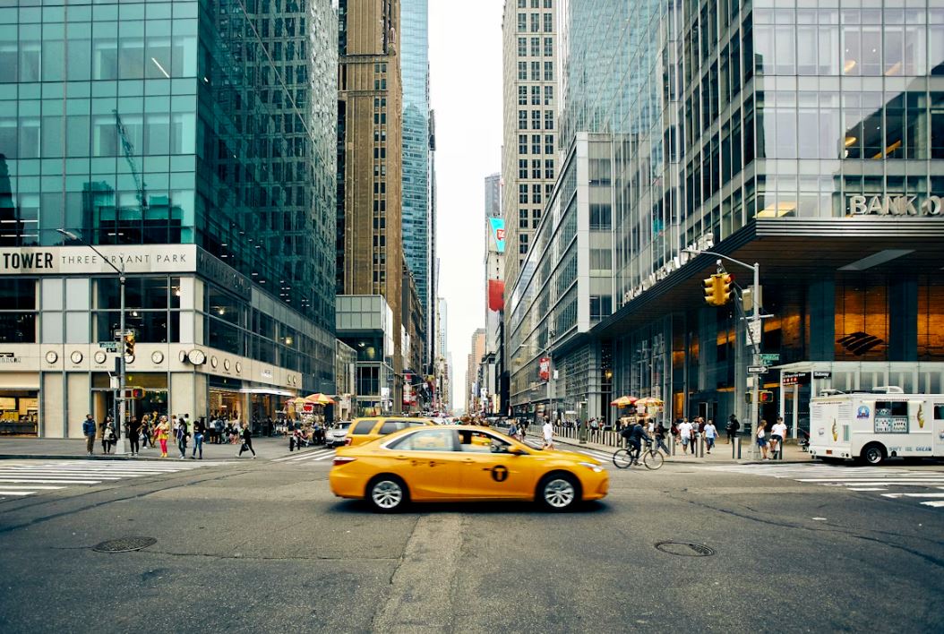 Newport Pagnell to Silverstone taxi service